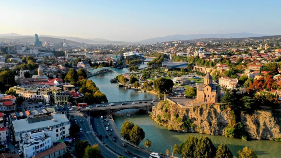 Enjoy sightseeing in Tbilisi