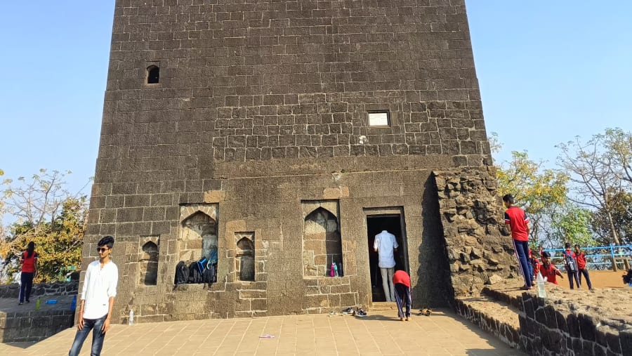 Shivneri Fort