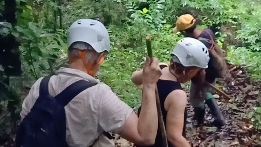 Travellers at the Ketepu Mountain