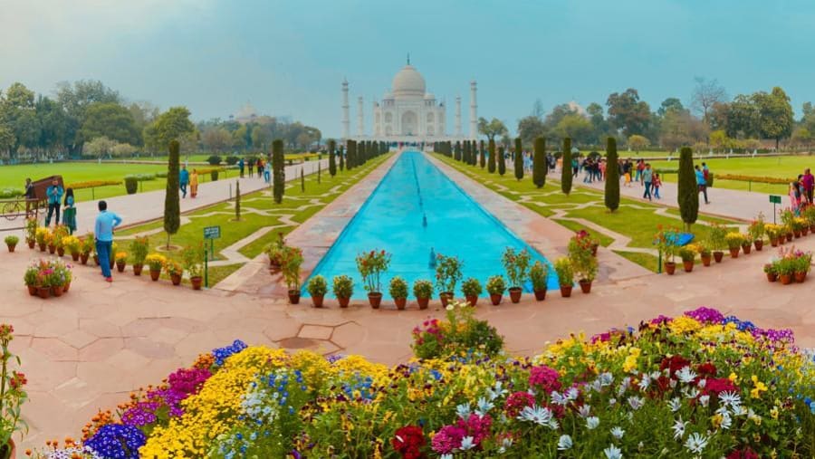 Taj Mahal - UNESCO World Heritage Site