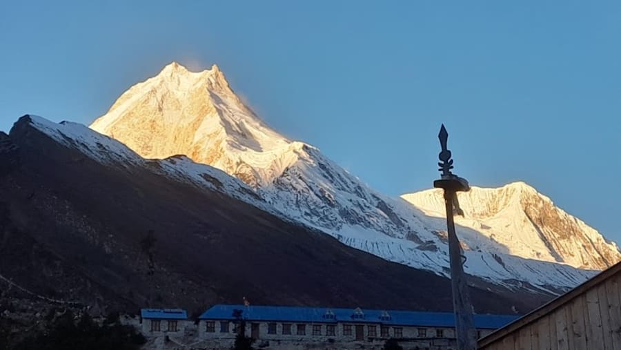 Sunrise view of the mountains