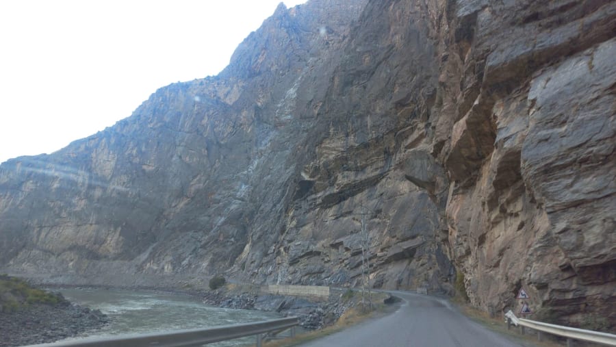 Witness the spectacular mountain views at Kalai Khum