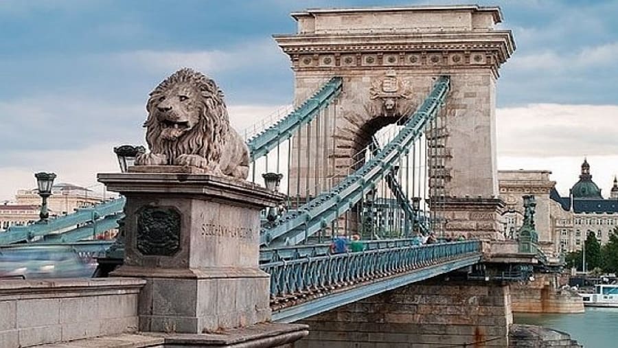 Széchenyi Chain Bridge