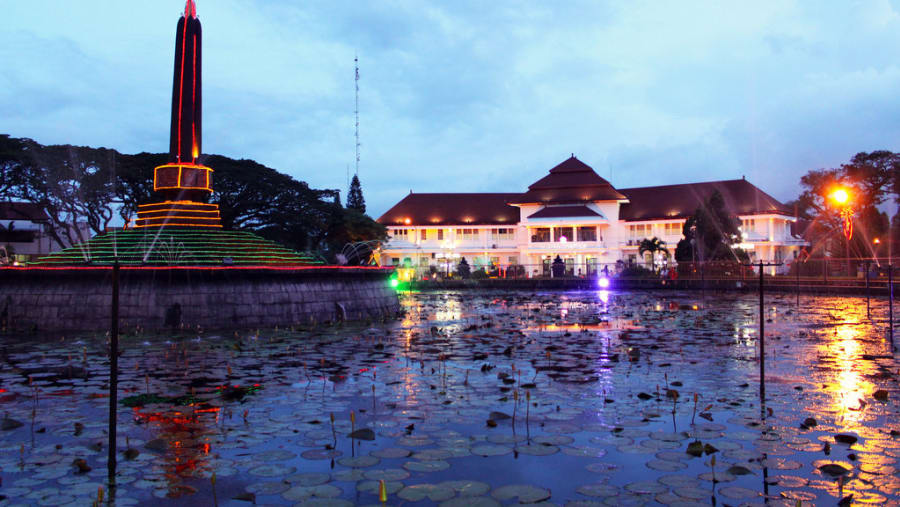Visit the Splendid City Hall