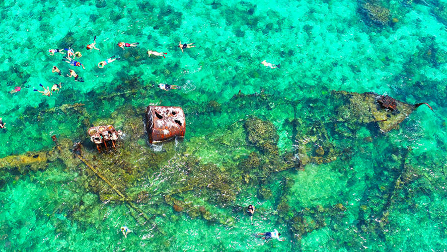 Snorkelling on Roatan Island