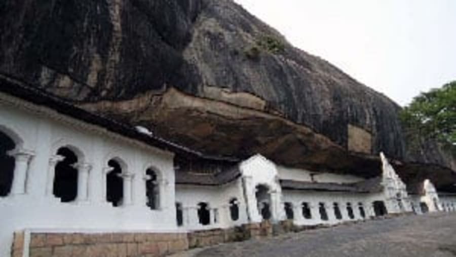 Dambulla Cave Temple