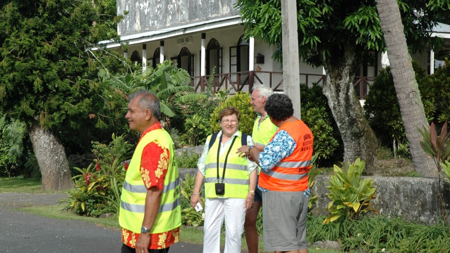 Local Tour Guide