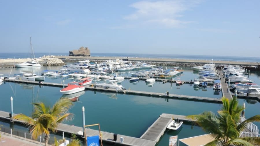 Explore the Great Marina Bandar Al Rowdha