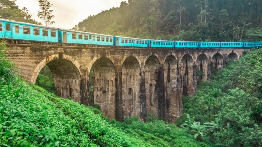 Discover the Nine Arch Bridge in Ella