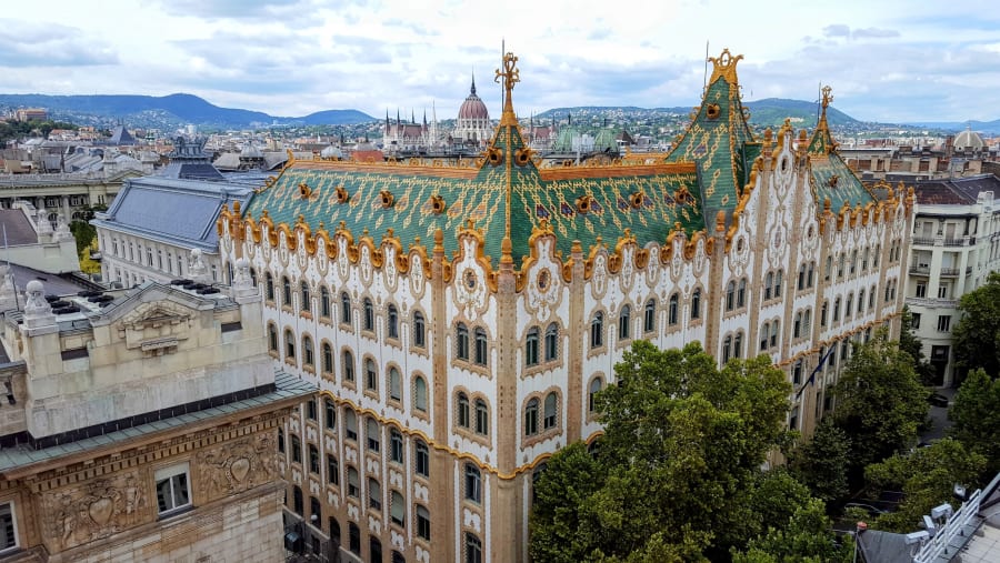 2-Hour Sightseeing And Exploration At Downtown Pest