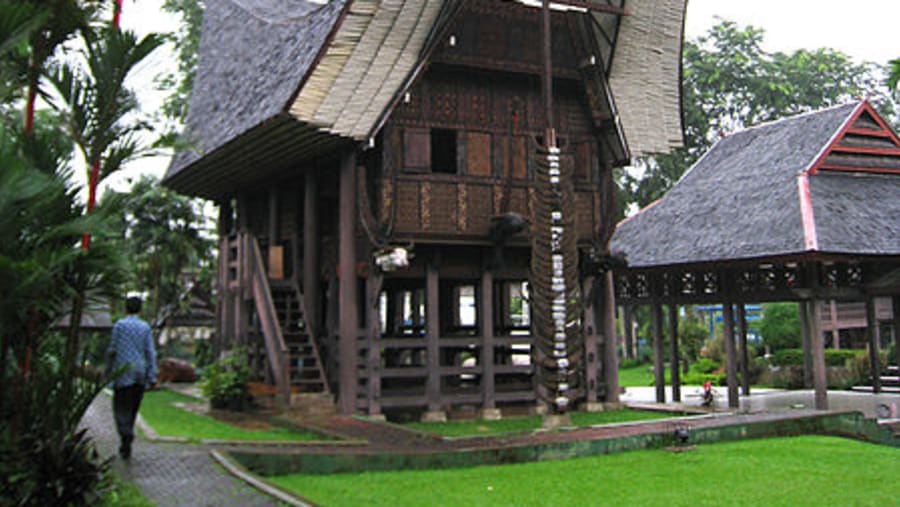 leaf shape bamboo roofing