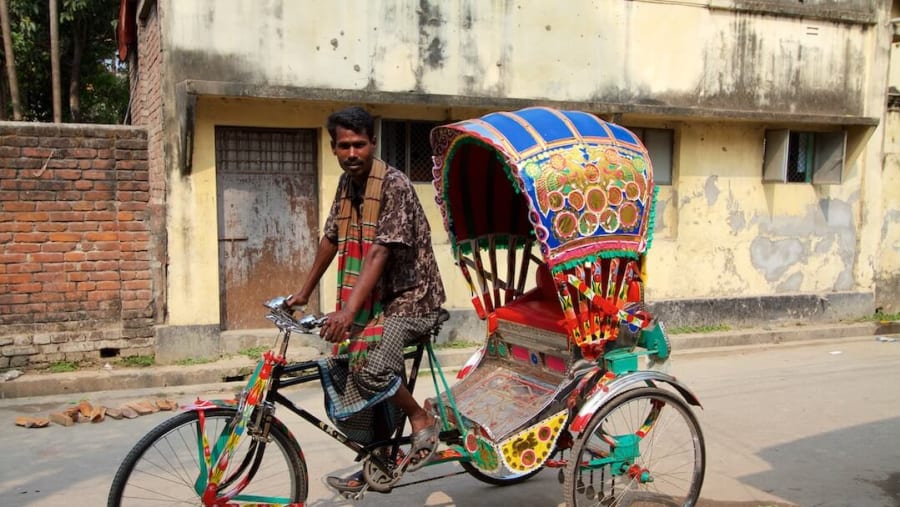 Experience a tuk tuk ride in Dhaka