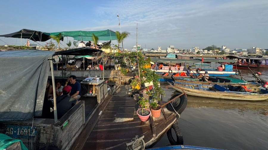 Cai Rang Famous Floating Market in Can Tho