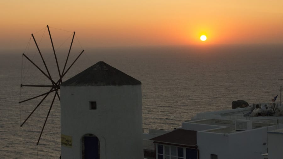 Explore the Oia Village