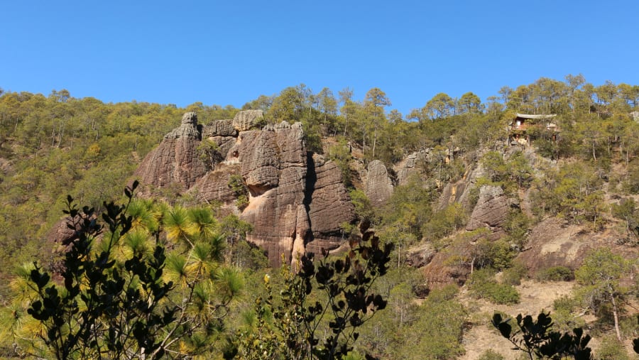 Explore the Exquisite Shibaoshan Mountain