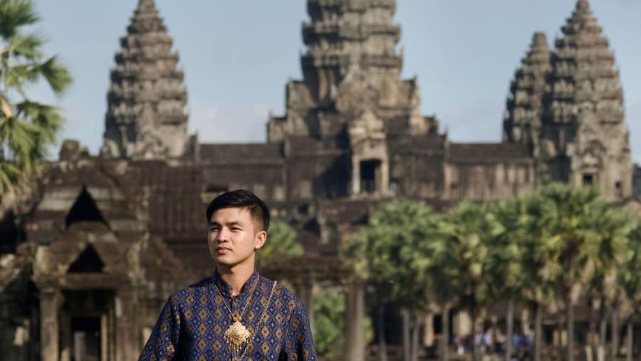 Tranditional Khmer costume Tour