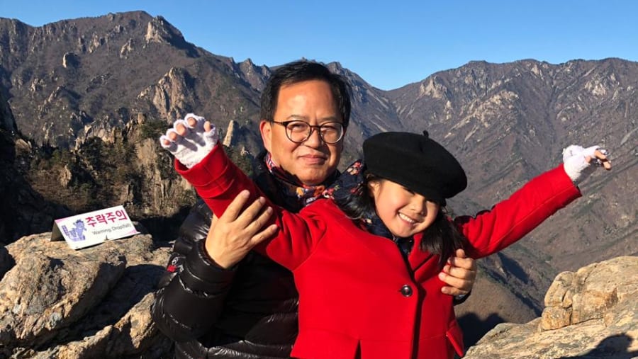 Marvel at the highest mountain in the Taebaek mountain range - Seoraksan Mountain