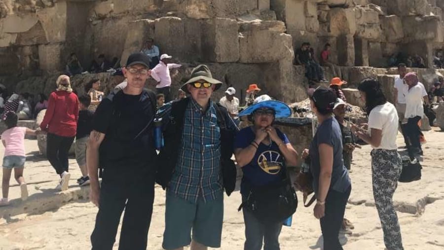 Tour to The Pyramids of Giza, then the Egyptian Museum and Khan El-Khalili
