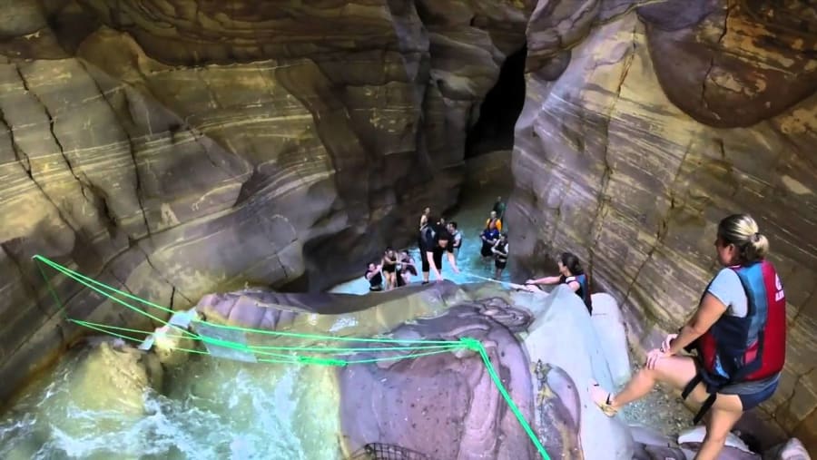 Almujib canyon adventure