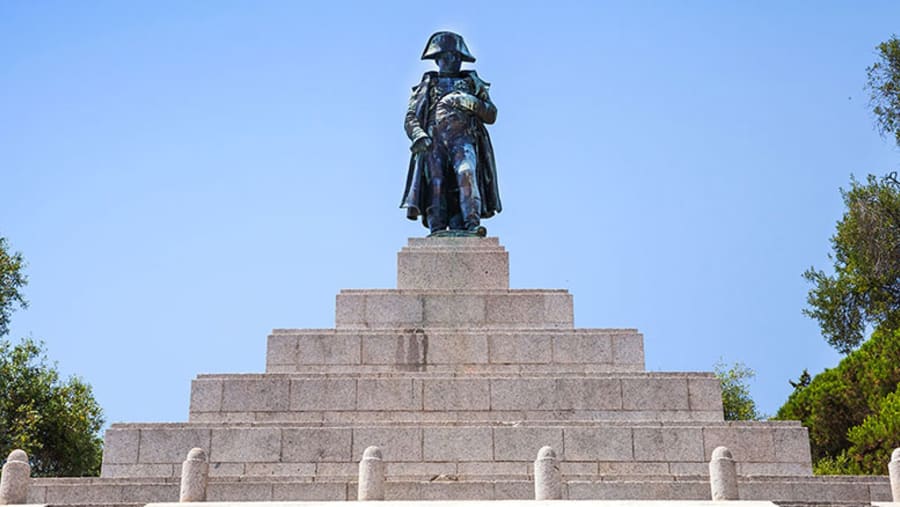 Napoleon Bonaparte Monument
