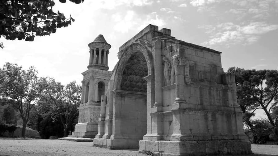 Les Antiques de GLANUM