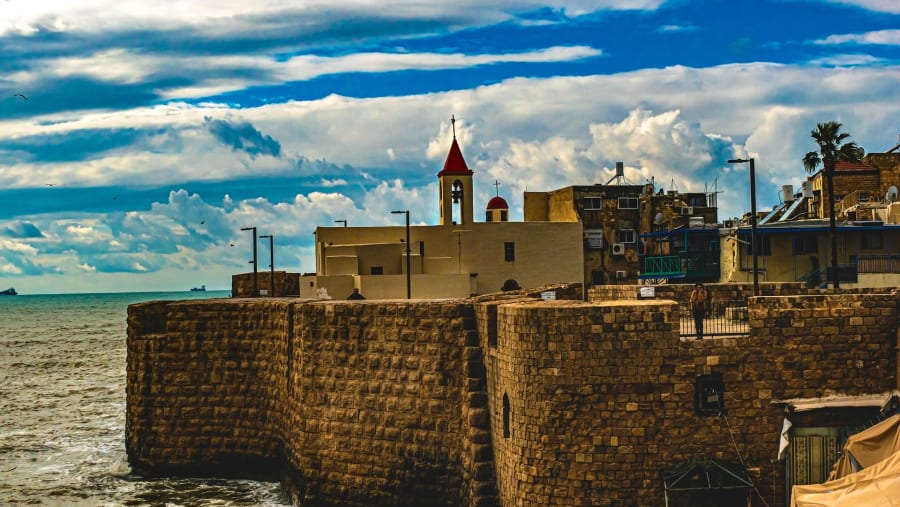 Walls of Akko