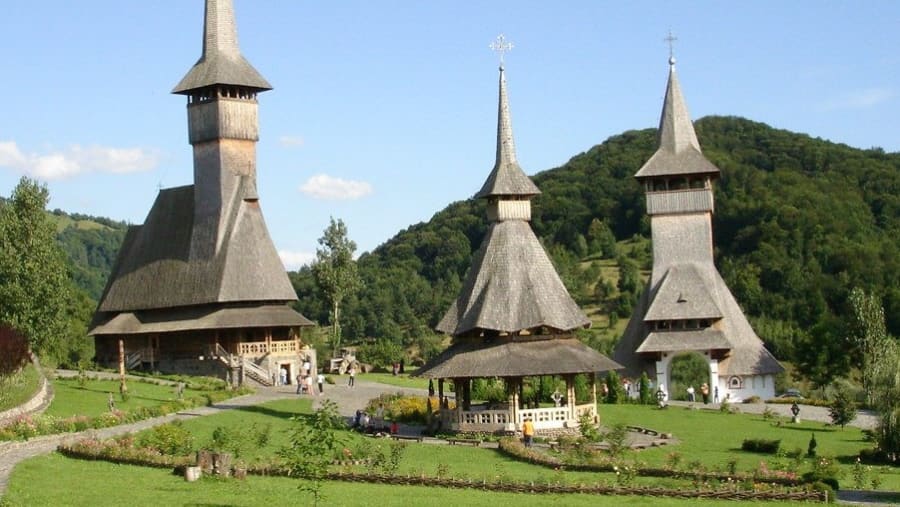 Barsana wood monastery