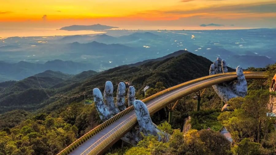 Sweeping views of Da Nang