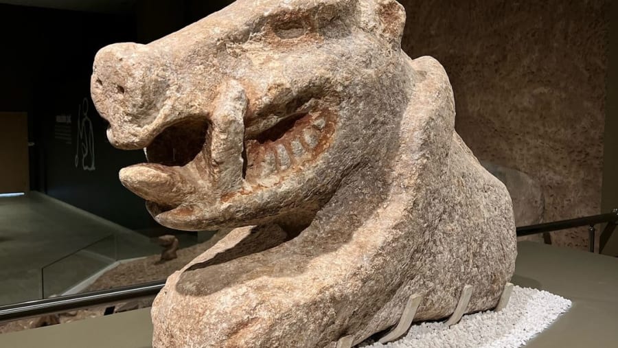 Göbeklitepe, Karahantepe and Fishlake Tour