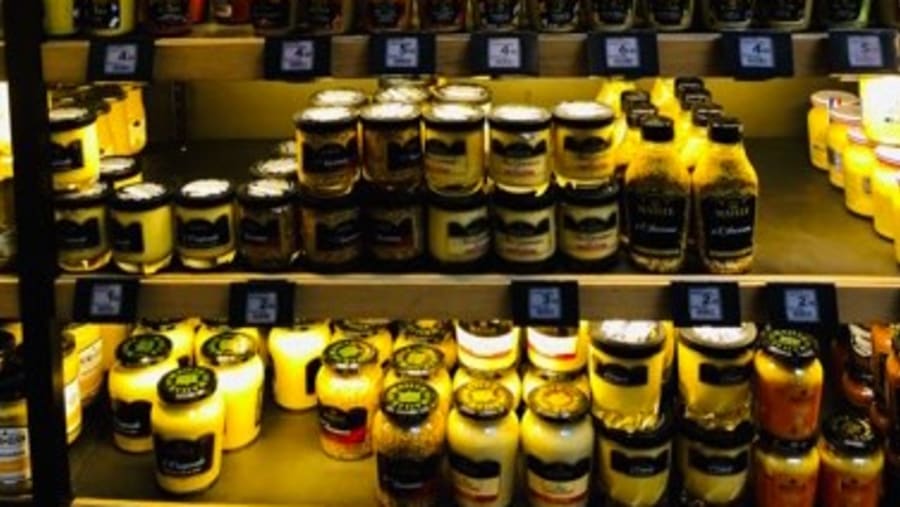 Grocery Shop in Paris