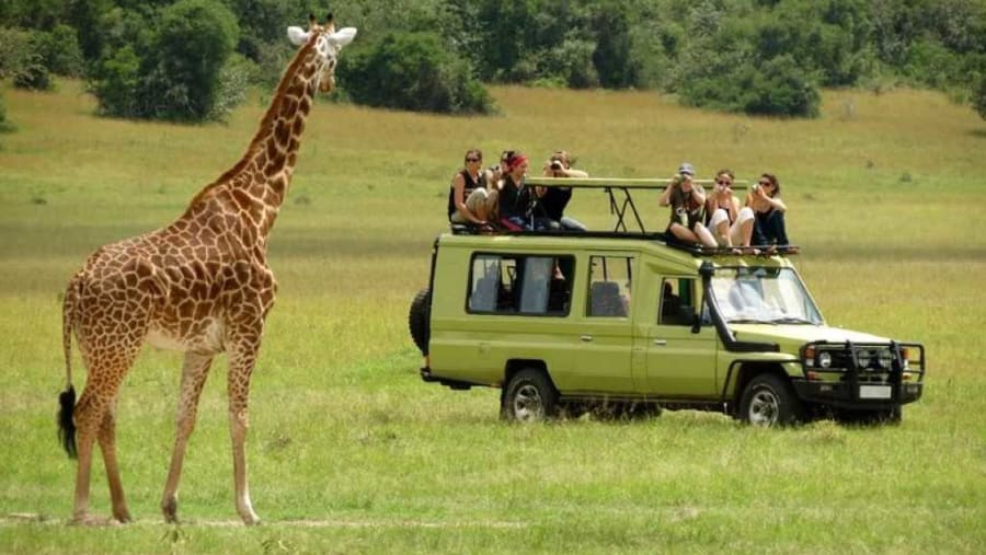 ARUSHA NATIONAL PARK