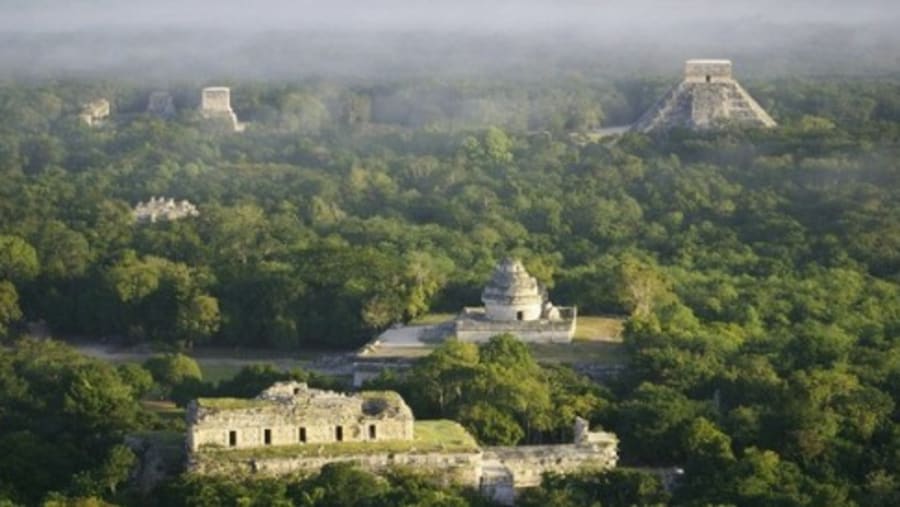 Mayan ruins in Chichen Itza