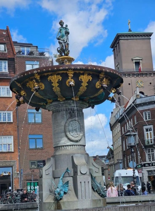 Copenhagen City Hall, Gammeltorv, Church of Our Lady, Strøget