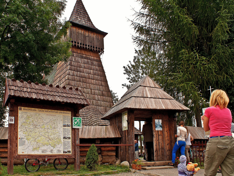 Racławice gothic carpentry, Paczółtowice layered furnishings, Wygiełzów Vistula Ethnographic Park Museum, Mętków baroque three-nave church