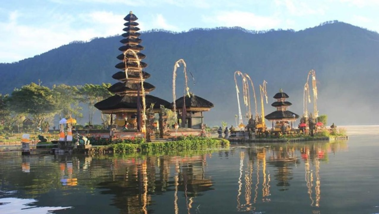 Besakih Temple, Mount Batur, twin lakes, Beratan Temple