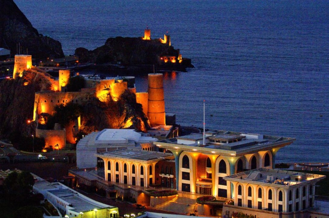 Souq Muttrah, Al Alam Palace, Muscat View Point, Sultan Qaboos Grand Mosque
