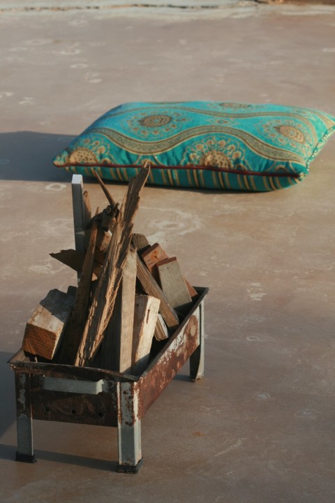 desert camp in Ras al Khaimah, shifting colours of the dunes, Bedouin-style camp