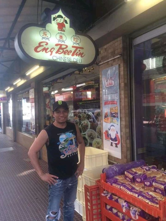 Binondo Church, Sincerity Lucky China Town fried chicken, Eng Bee Tin's Hopia, Masuki Mami Restaurant mami