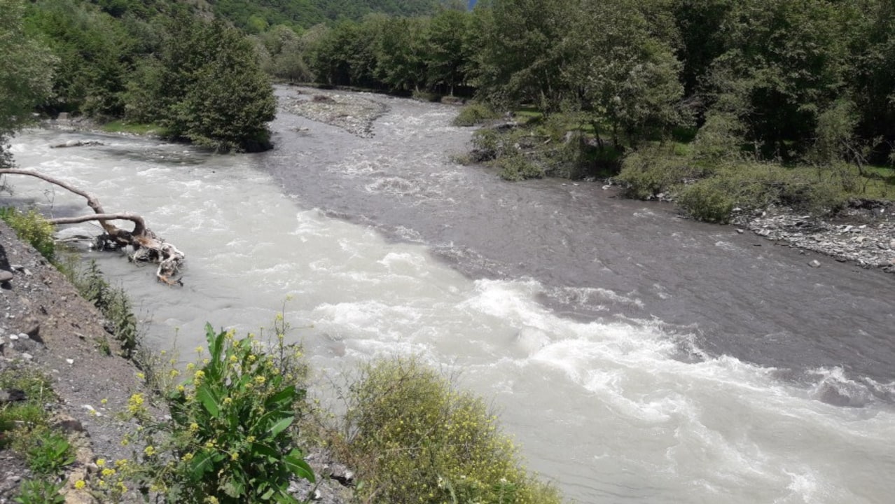 Zhinvali Dam, Ananuri Fortress, Gudauri ski resort, Gergeti Trinity Church