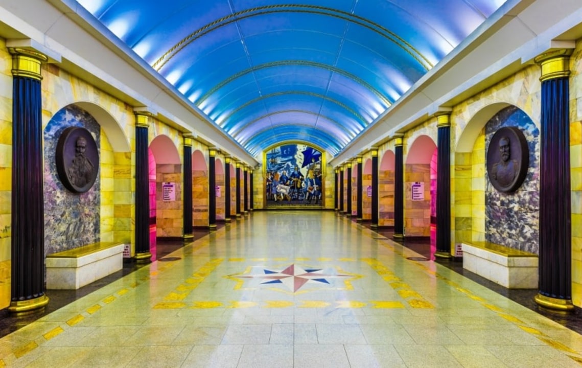 Saint Petersburg, Red Line stations, Green and Purple lines