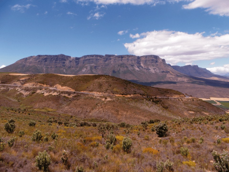 Paarl Mountain Reserve granite outcrops, Bainskloof Pass ravines, Pakhuis tillite exposures, Theewaterskloof Dam