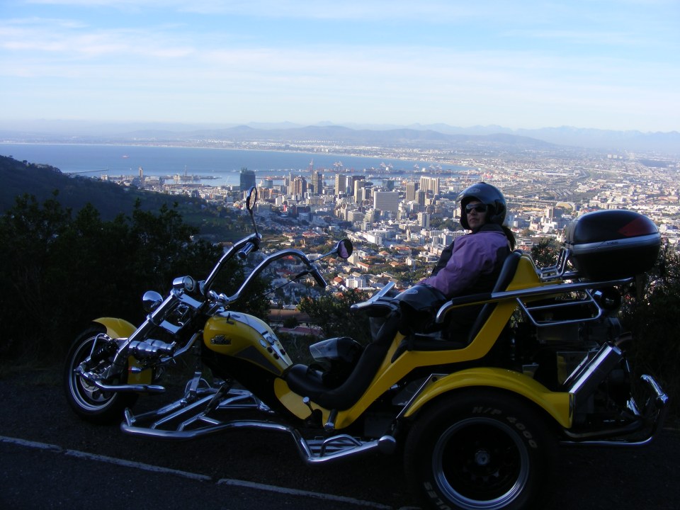 Signal Hill sunset, Atlantic Seaboard coastline, Camps Bay photo stop