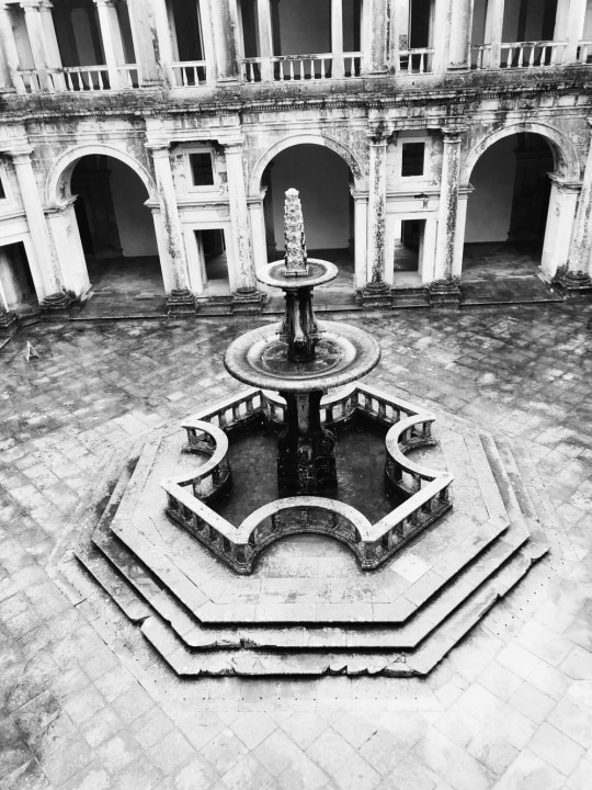 7 Hills Park, Convento de Cristo, Church of Santa Maria do Olival, meditation well