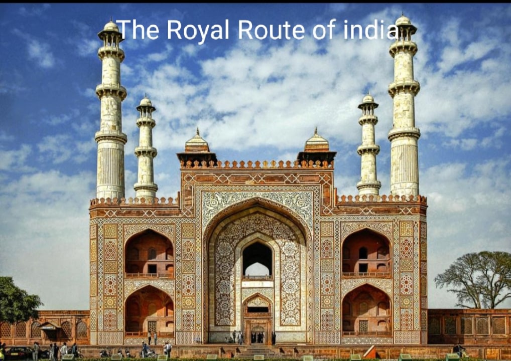 Taj Mahal at sunrise, Agra Fort ramparts, Tomb of I'timad-ud-Daulah, Agra's local markets