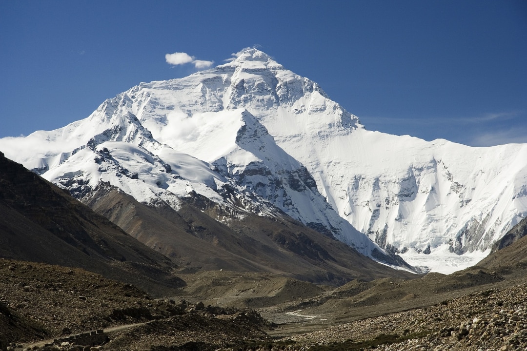 Mount Manaslu, Larkya La Pass, Samagaun mountain views, Tibetan-influenced Samdo
