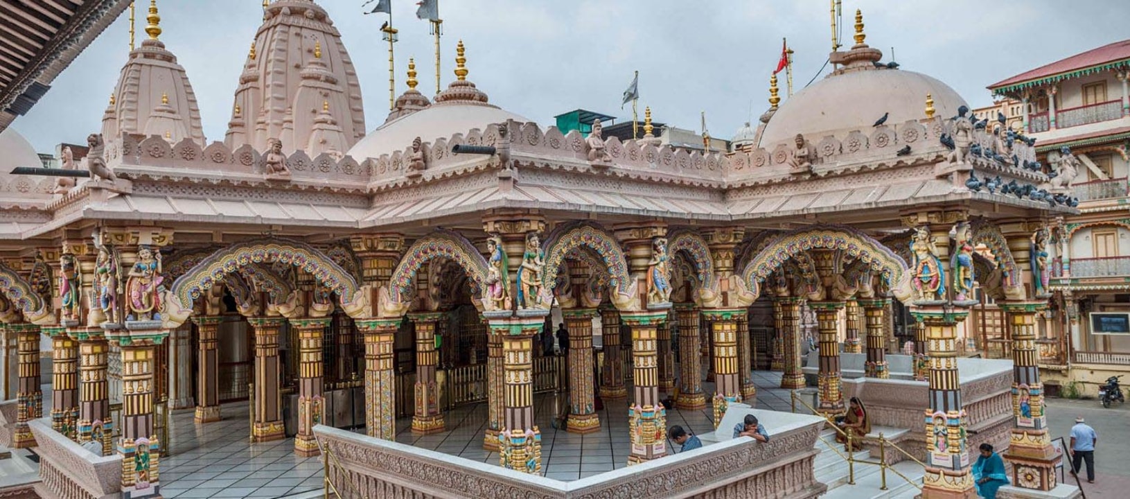 Kalupur Swaminarayan Temple, Astapadji Derasar, Jama Mosque