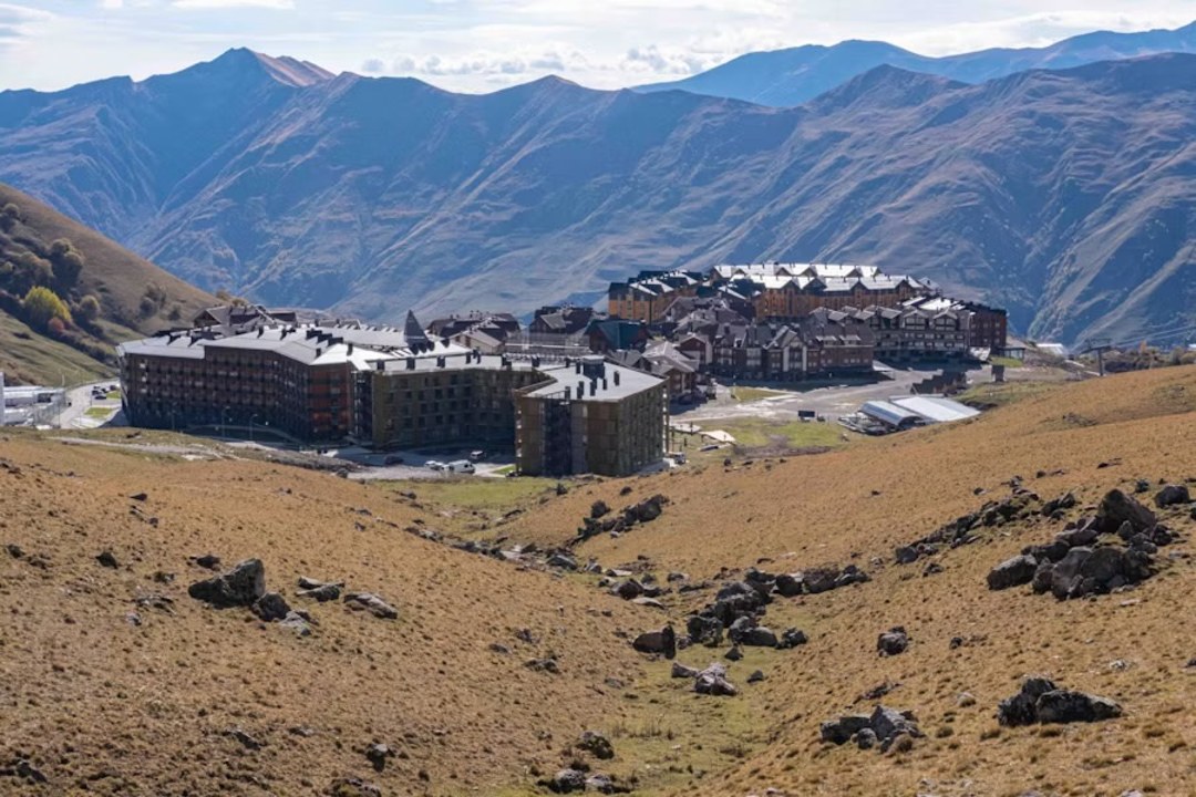 Gergeti Trinity Church, Mount Kazbek, Ananuri Fortress, Zhinvali Reservoir