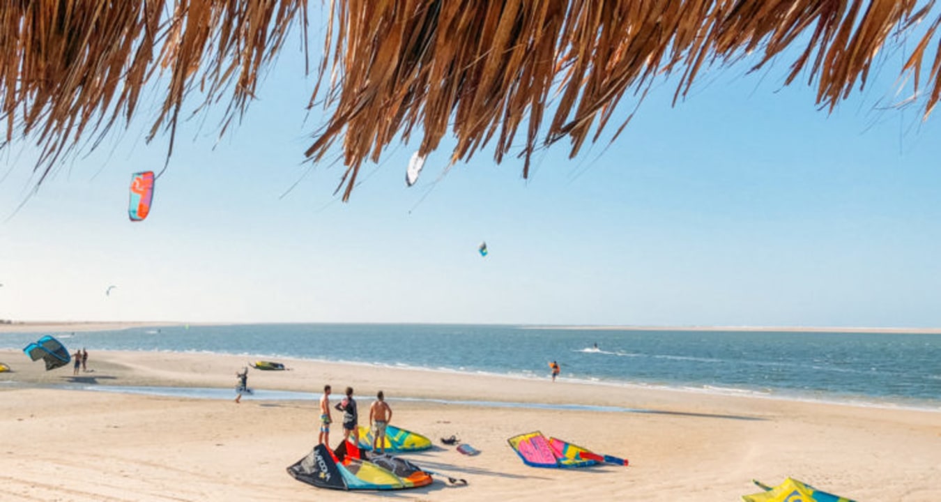 Rio Preguiças, praia de Atins, lagoa da época, Canto do Atins