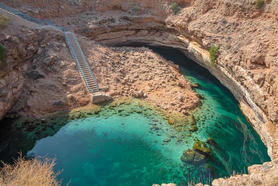 Bimah Sinkhole, Wadi Shab, Fatah Al Khair Center