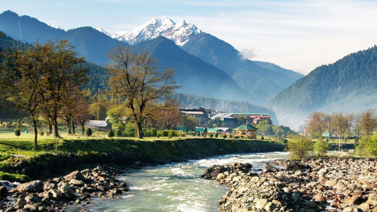 Dal Lake shikara, Nishat Bagh and Shalimar Bagh, Gulmarg gondola to Khalinmarg